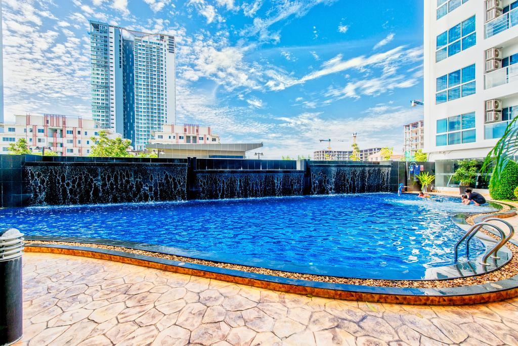 Nam Talay Jomtien Beach Exterior photo